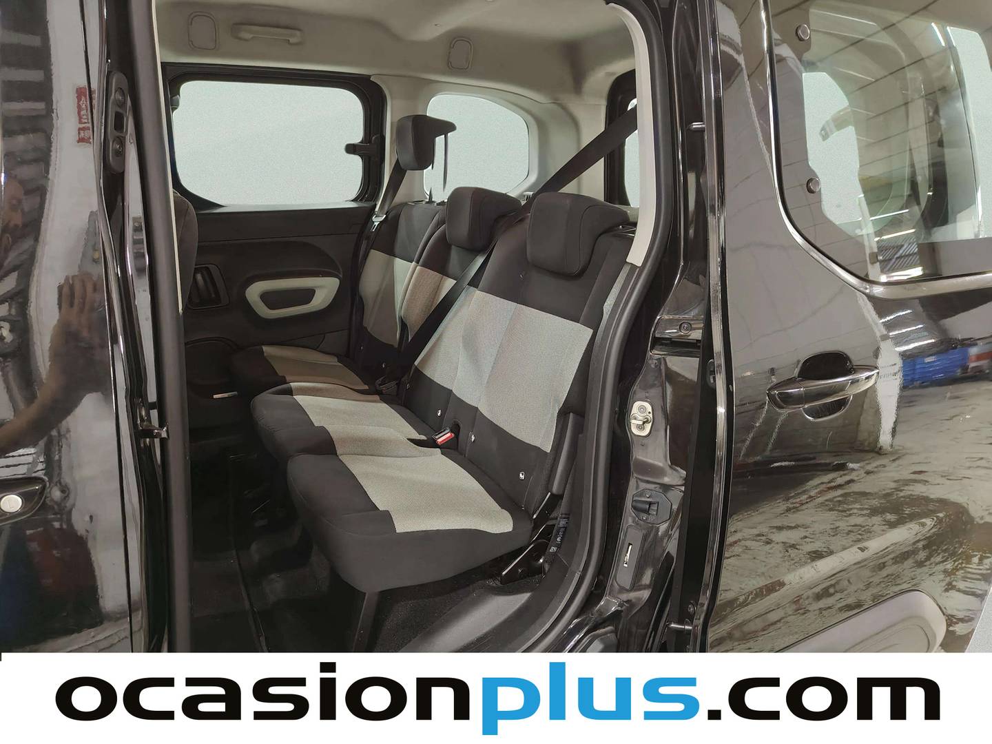 Foto asientos traseros Citroën Berlingo Citroën Berlingo Combi BlueHDi 100 Talla M Feel (100 CV)