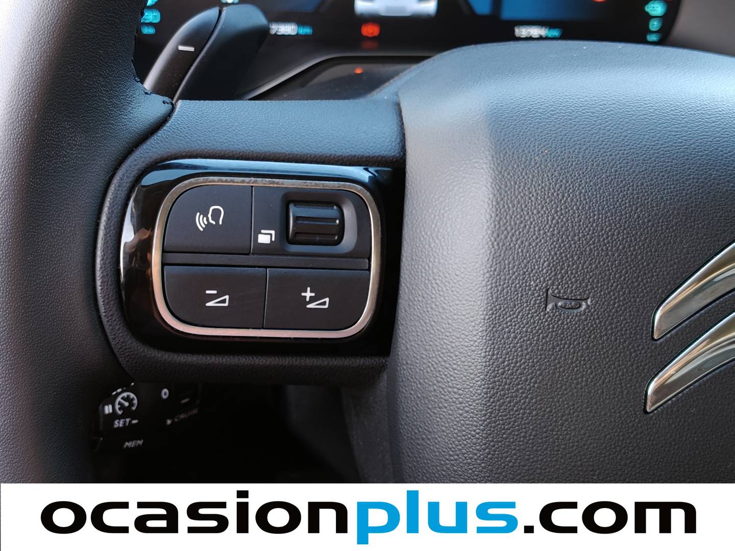 Foto Citroën C5 Aircross Citroen C5 Aircross Plug-in Hybrid 180 Plus e-EAT8 (180 CV)