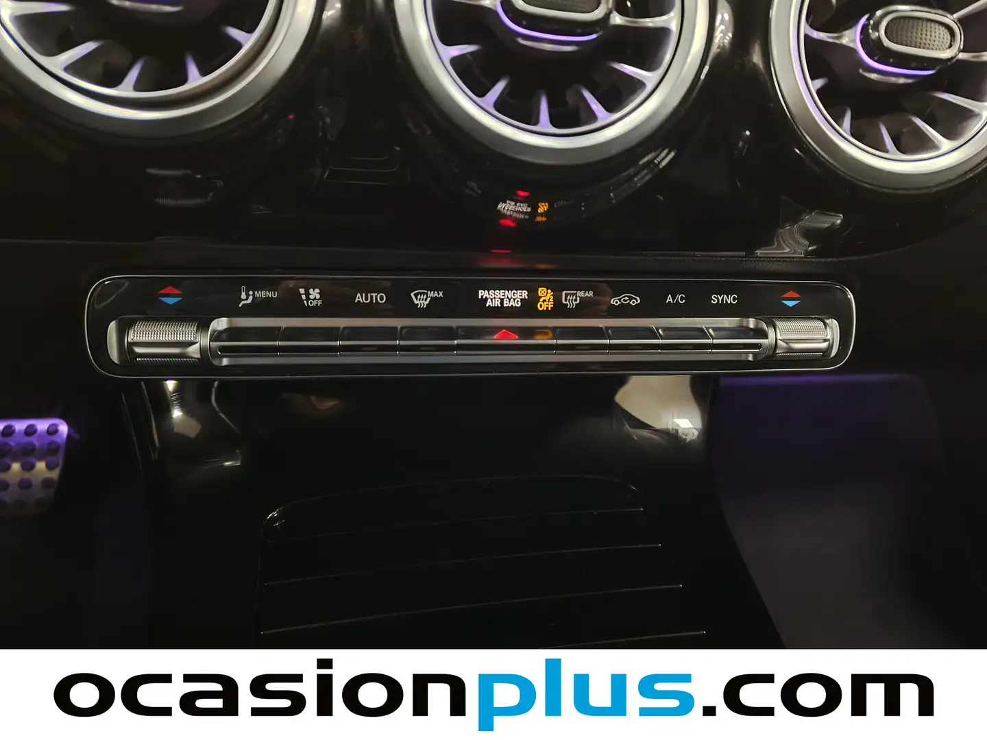 Foto Mercedes Clase A Mercedes-Benz Clase A 180 Pack AMG (136 CV)