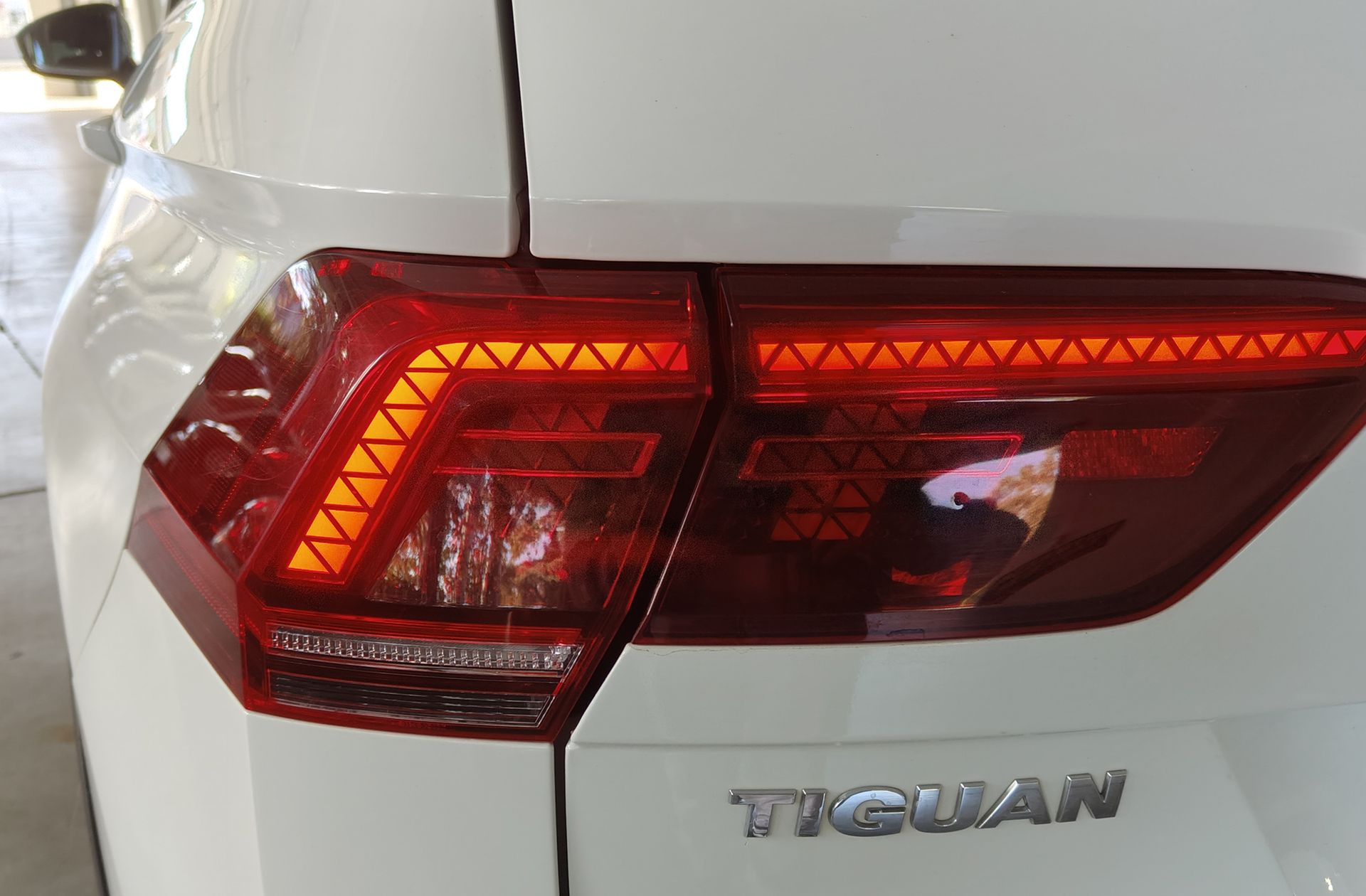 Volkswagen Tiguan 2.0 TSI 4Motion BMT DSG - foto 18