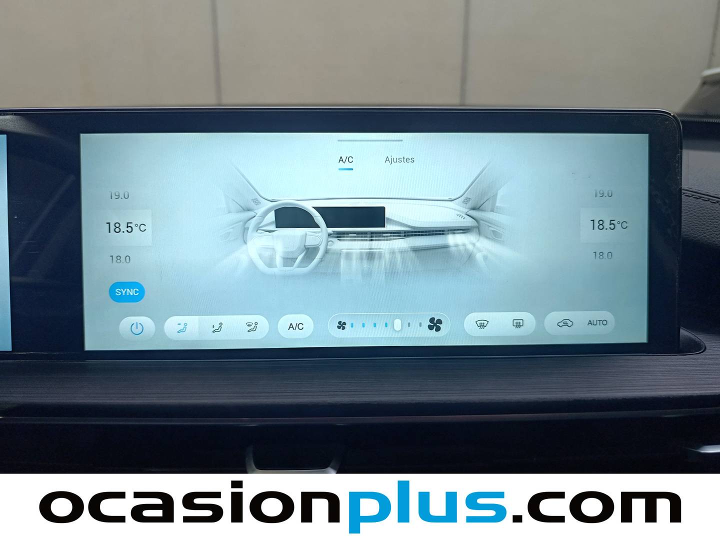 EBRO S400 EBRO S400 1.5 DHE HEV Premium CVT (211 CV) al mejor precio