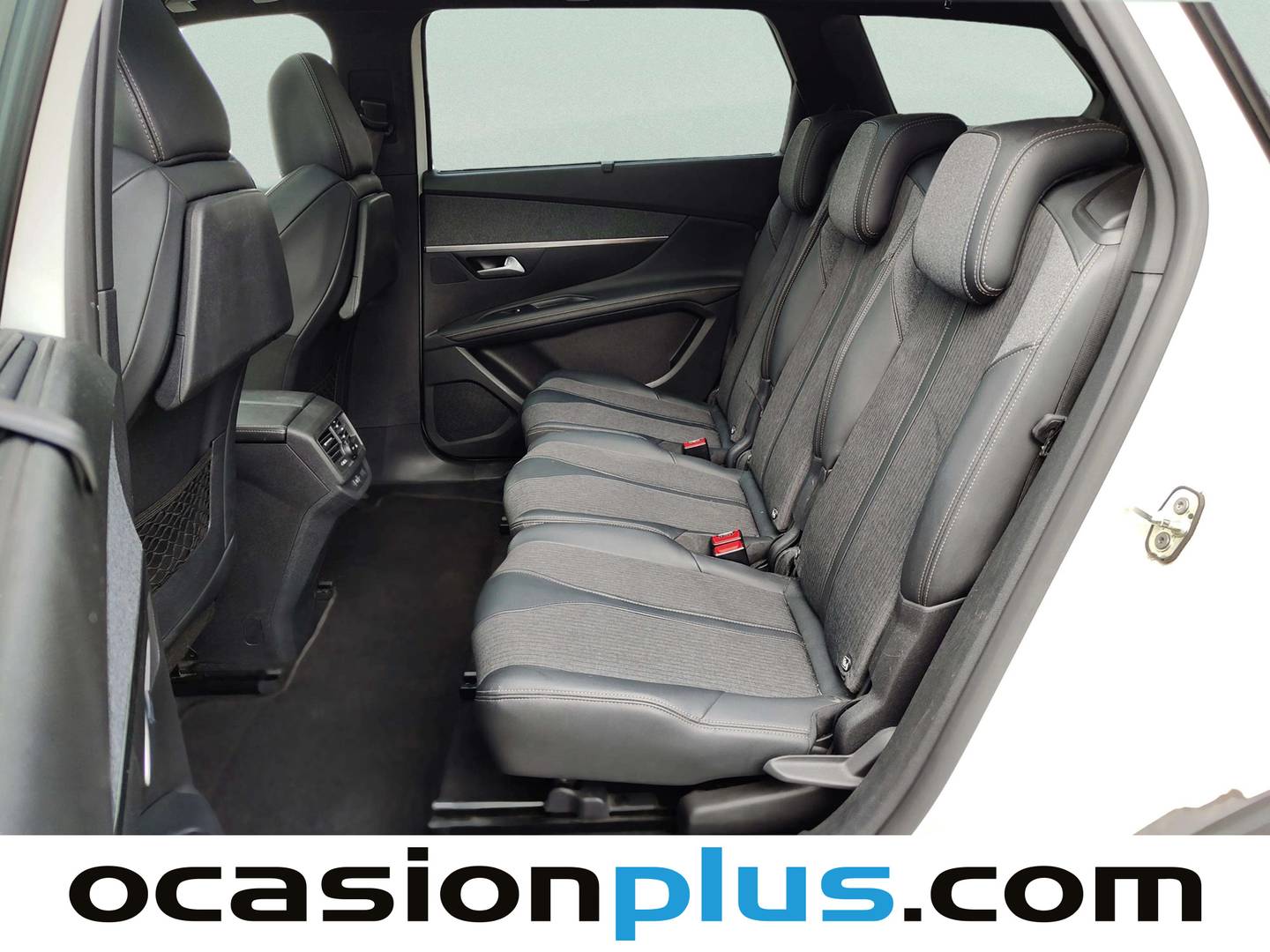 Foto asientos traseros Peugeot 5008 Peugeot 5008 1.5 BlueHDi S&S GT Line (130 CV) 7 Plazas