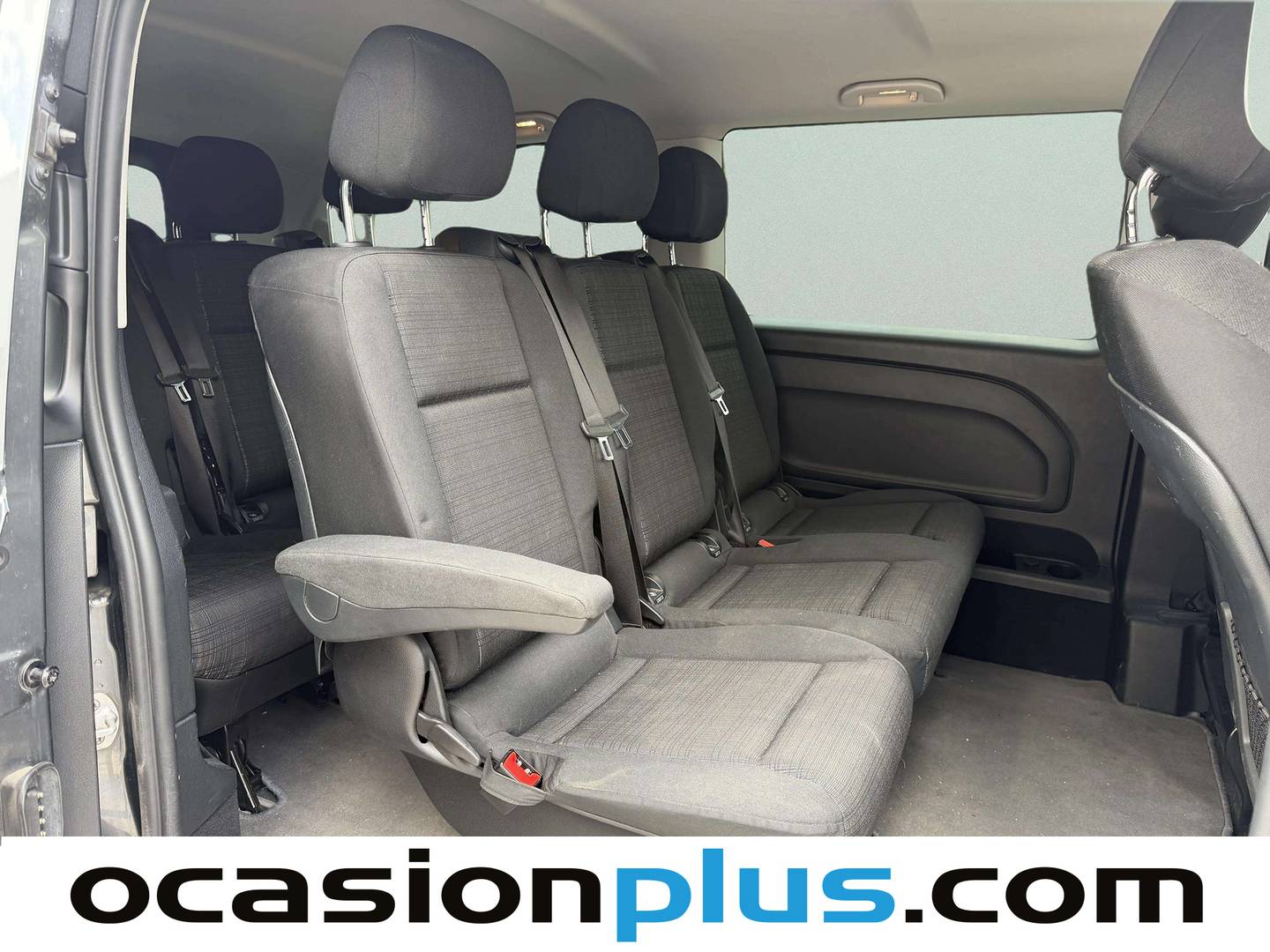 Foto asientos traseros Mercedes Vito Mercedes Vito 116 CDI Tourer Select Extralarga (163CV) 7 Plazas