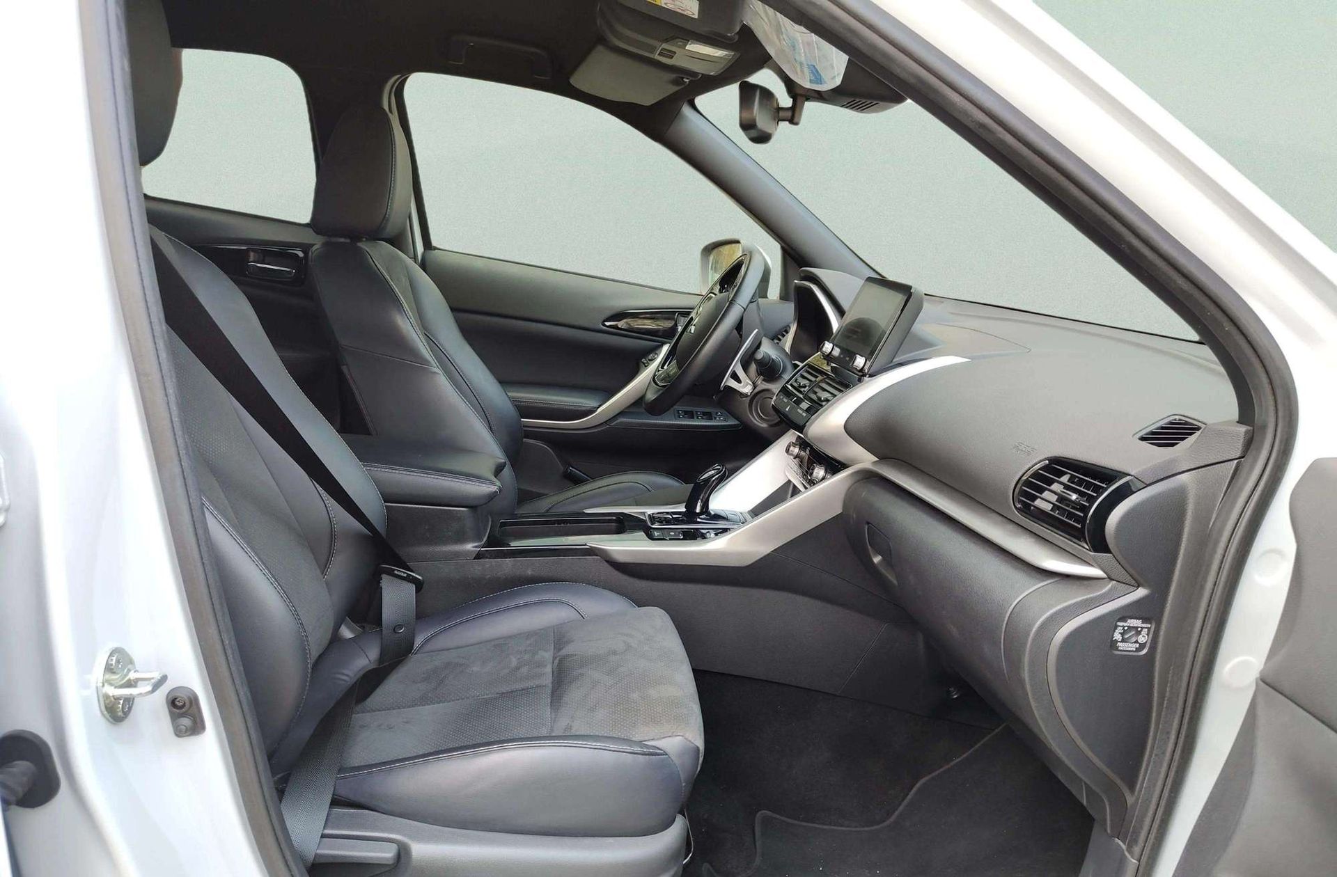 Mitsubishi Eclipse Cross 2.4 PHEV Kaiteki 4WD - foto 18