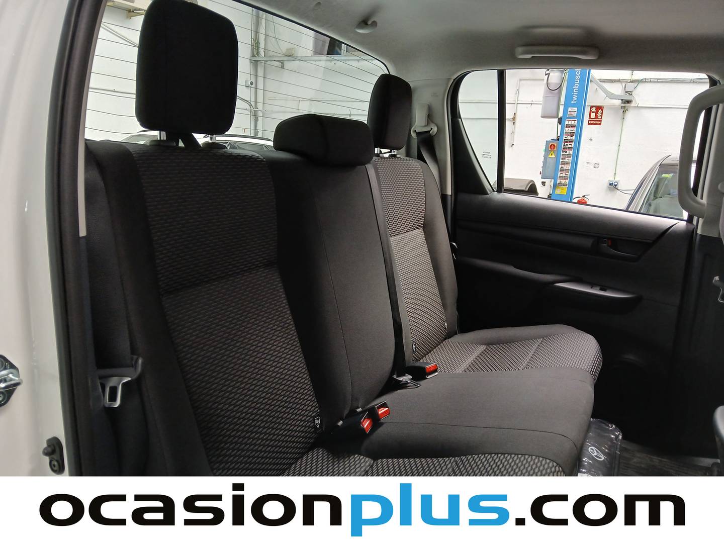 Toyota Hilux Toyota Hilux 2.4 D-4D Doble Cabina GX (150 CV) diésel