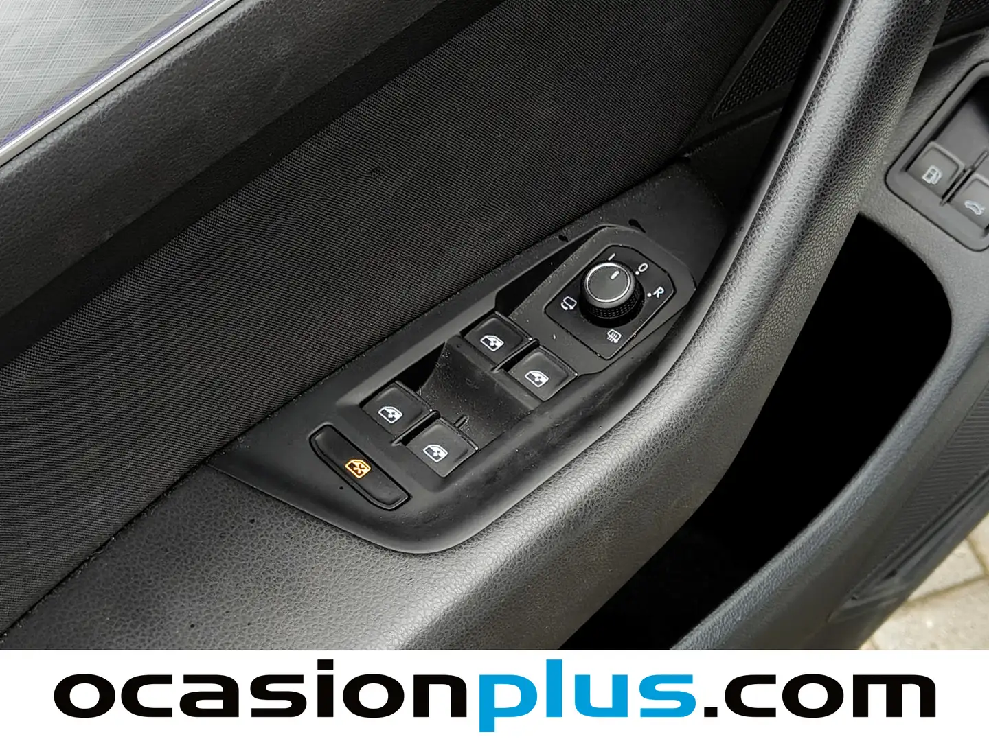 Foto Volkswagen Passat Volkswagen Passat GTE 1.4 TSI e-Power DSG  (218 CV)