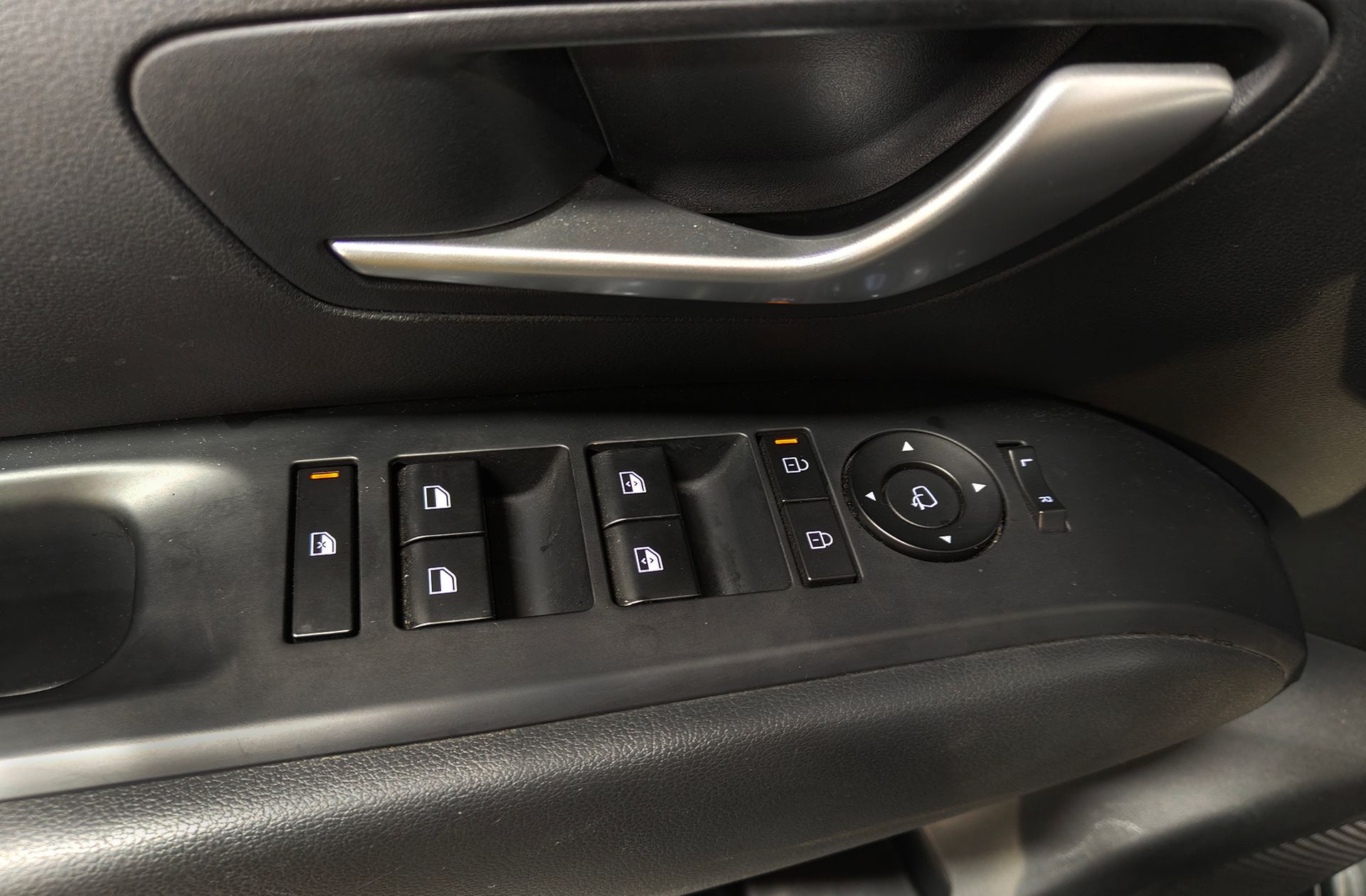 Hyundai Tucson 1.6T HEV Klass - foto 36