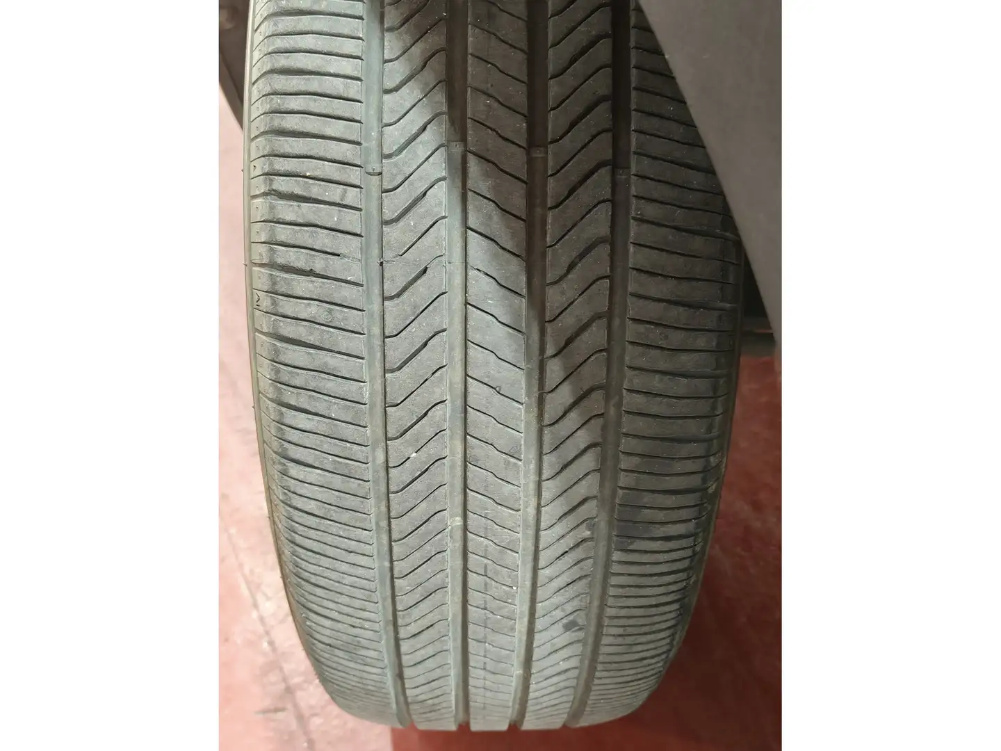 Foto Peugeot 5008 Peugeot 5008 PureTech 130 S&S Allure Pack EAT8 (130 CV) 7 Plazas