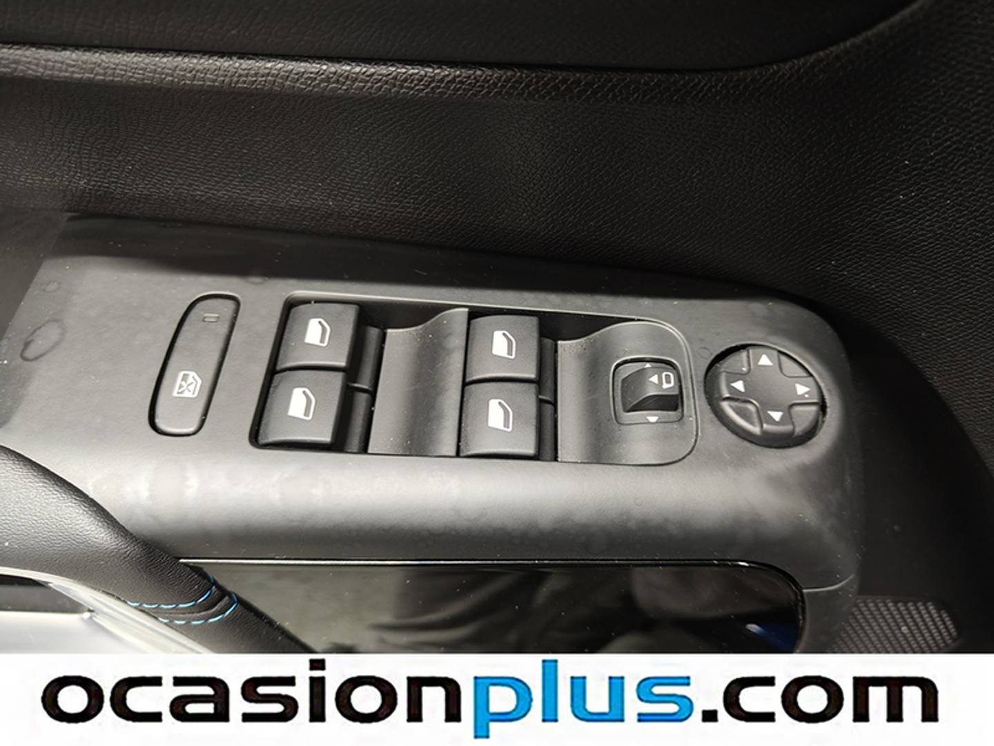 Foto Citroën C5 Aircross Citroen C5 Aircross PureTech 130 S&S Shine Pack EAT8 (131 CV)