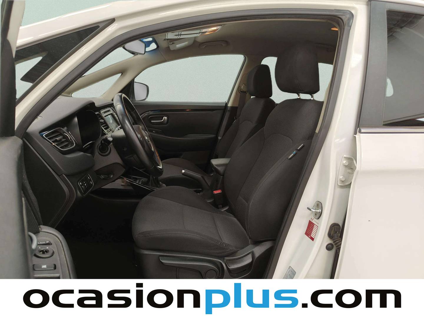 Foto asientos delanteros KIA Carens KIA Carens 1.6 GDi UEFA Euro 2016 Eco-Dynamics (135 CV)