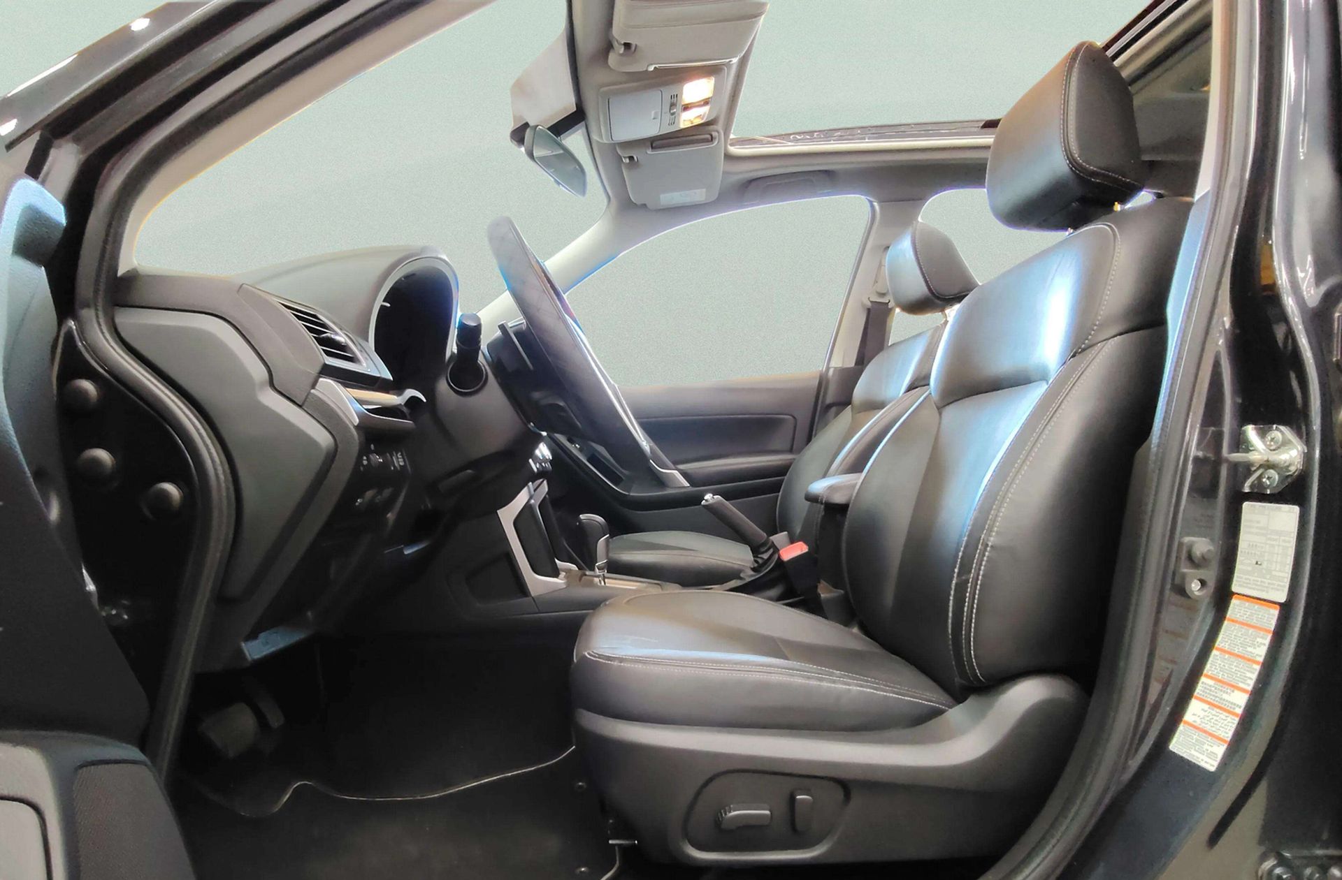 Subaru Forester 2.0 Executive Lineartronic - foto 11