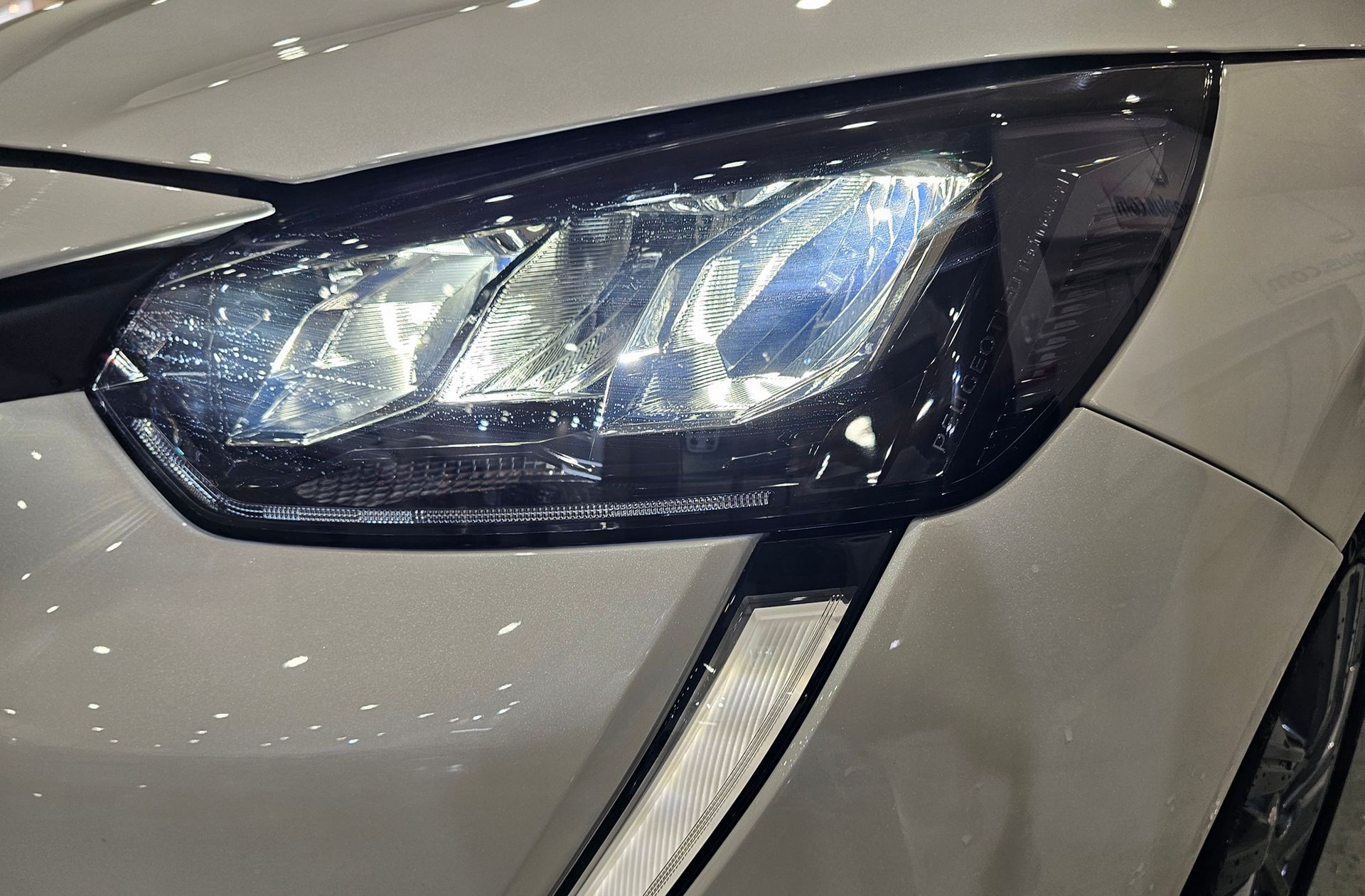 Peugeot 208 PureTech 100 Active Pack - foto 14