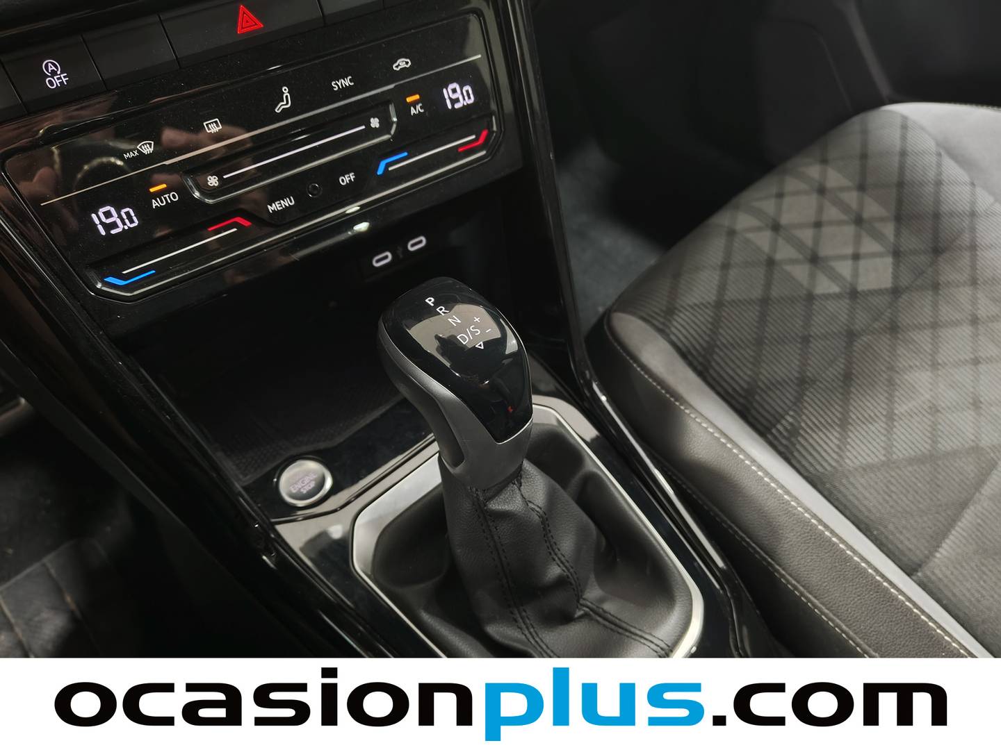 Foto Volkswagen T-Roc Volkswagen T-Roc R-Line 1.5 TSI (150 CV) DSG