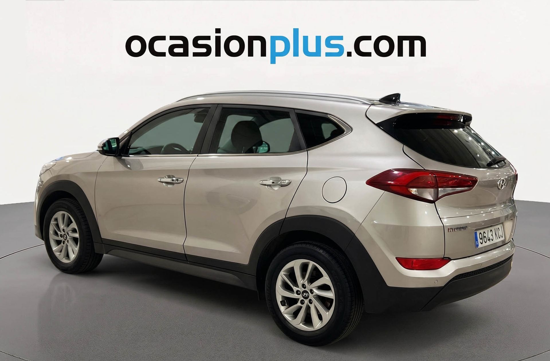 Hyundai Tucson 1.7 CRDi BlueDrive Tecno Sky 4x2 - foto 4