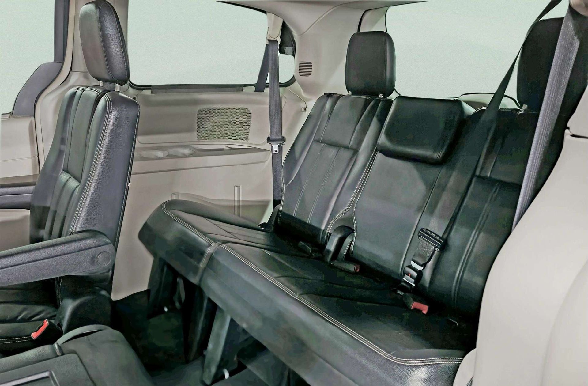 Lancia Voyager 2.8 CRD Gold 7 plazas - foto 13