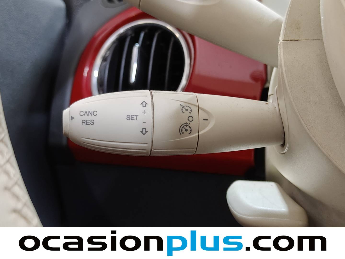 Equipamiento del Fiat 500C Fiat 500C 1.2 8v Cabrio Lounge (69 CV)
