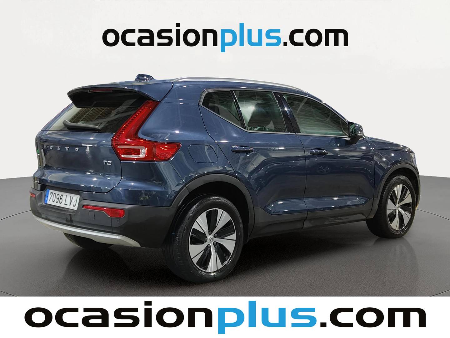 Foto trasera Volvo XC40 Volvo XC40 T2 Momentum Pro Auto (129 CV) derecha
