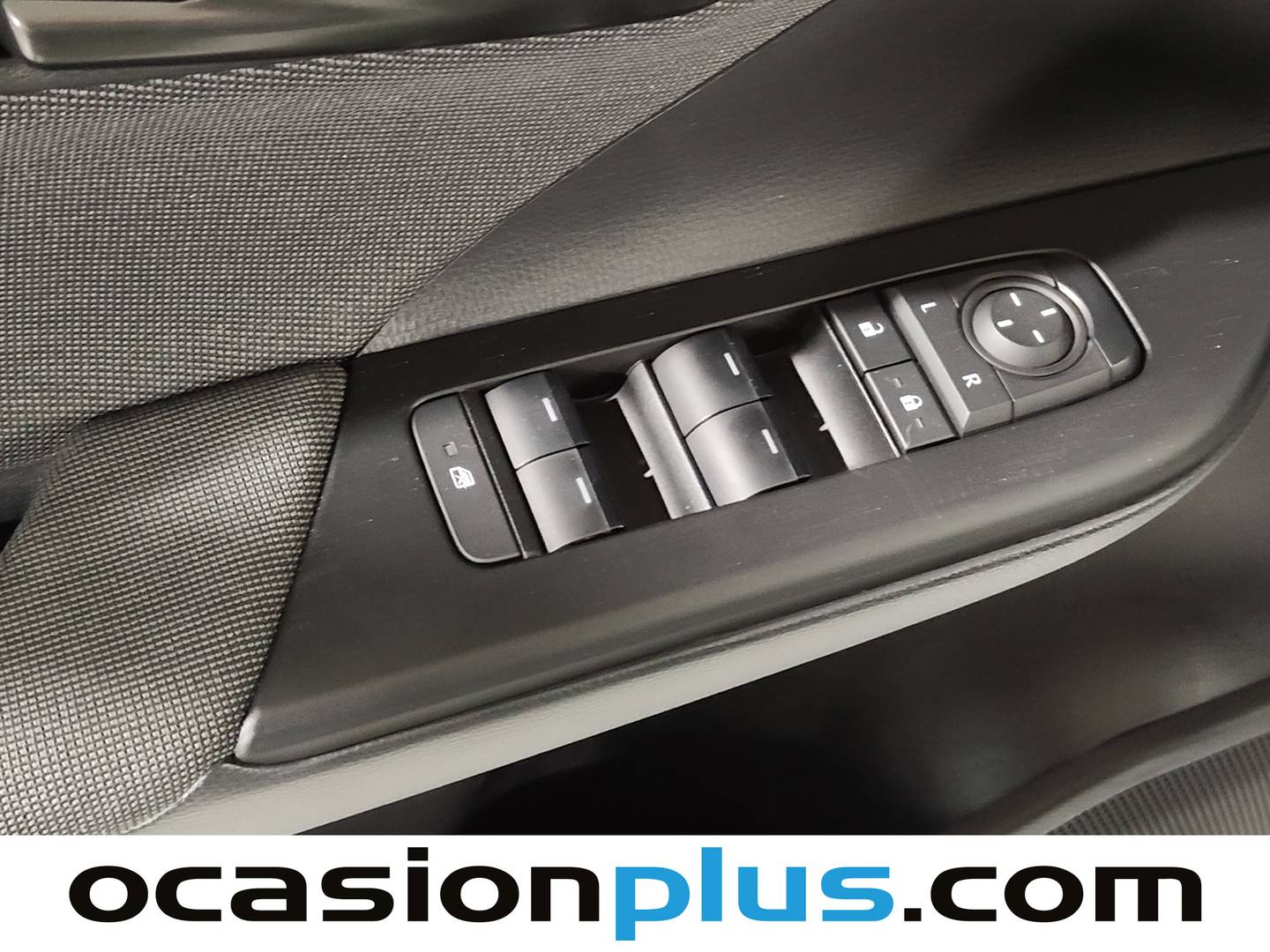 Foto Toyota C-HR Toyota C-HR 1.8 140H Active (140 CV)