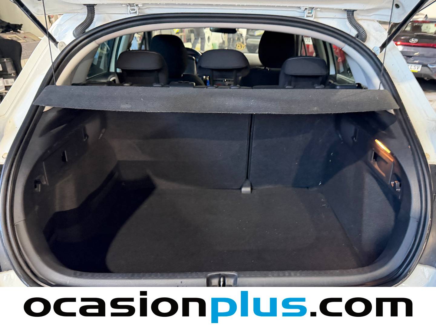 Foto Citroën C4 Citroen C4 PureTech 110 Tonic  (110 CV)