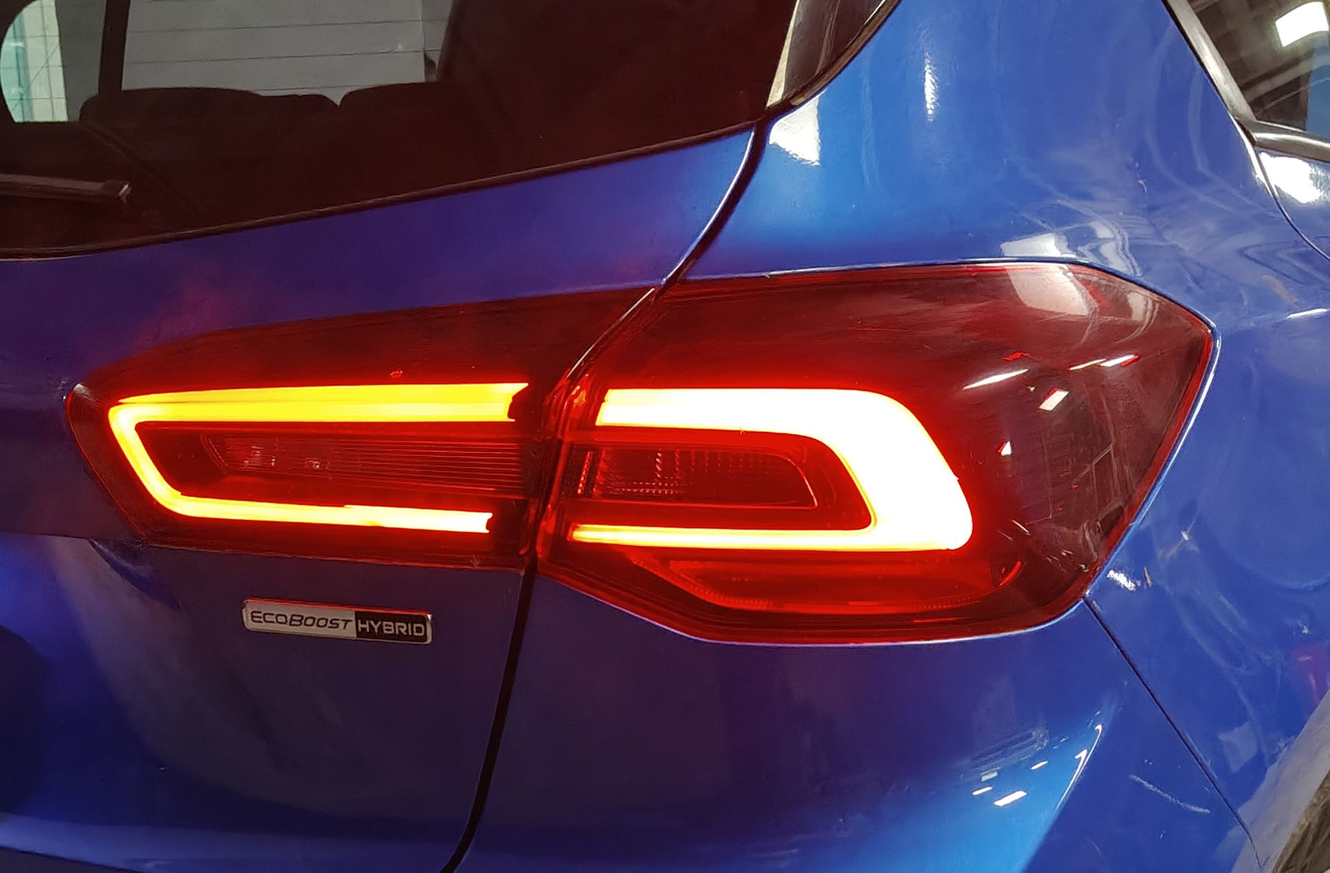 Ford Focus 1.0 EcoBoost MHEV ST-Line - foto 18