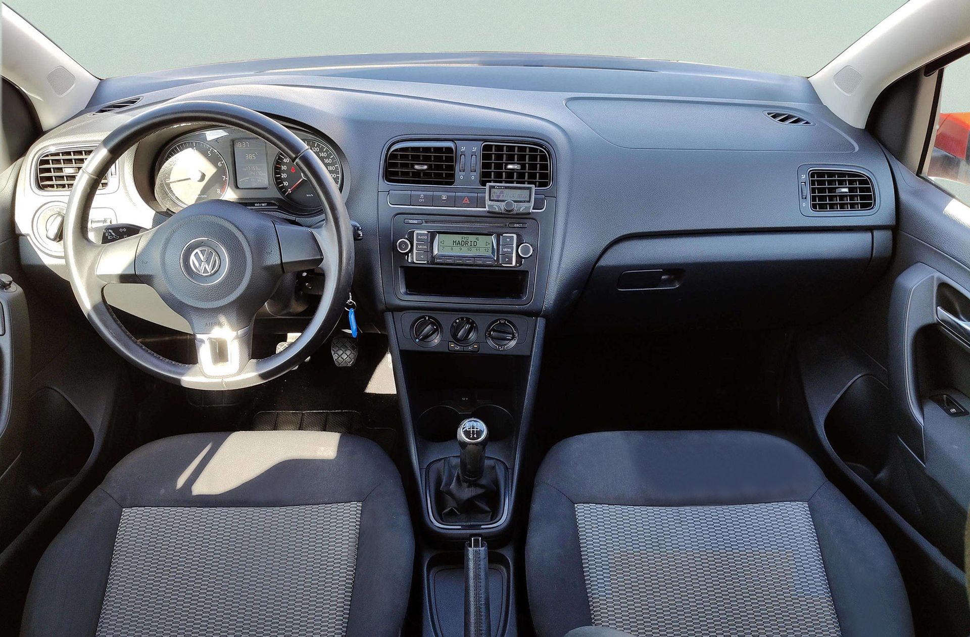 Volkswagen Polo Advance 1.2 - foto 13