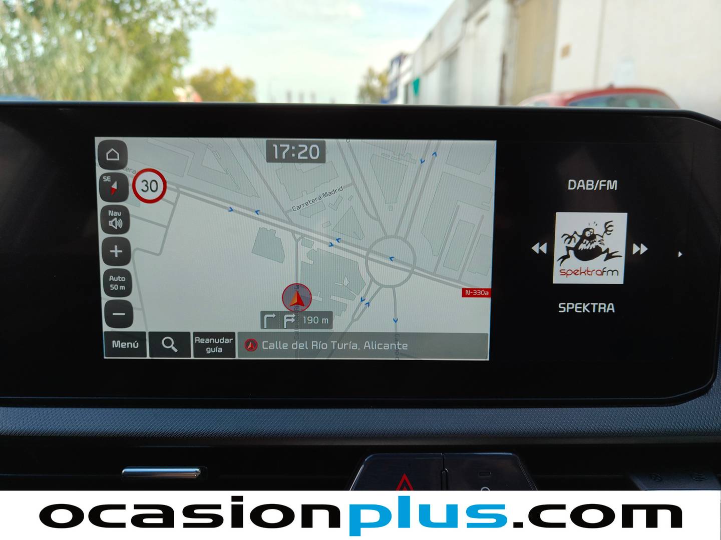Extras y acabados del KIA Stonic KIA Stonic 1.0 T-GDi MHEV Concept (115 CV)