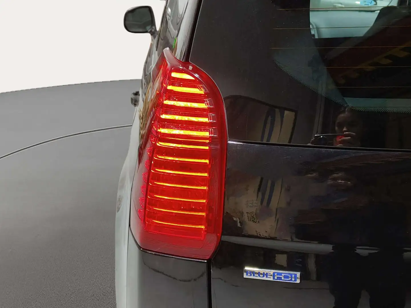 Foto Peugeot 5008 Peugeot 5008 1.6 BlueHDi FAP Allure (120 CV)