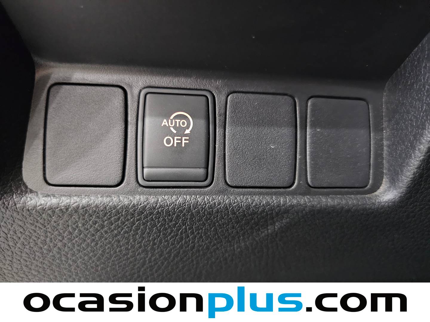Equipamiento del Nissan QASHQAI Nissan Qashqai dCi 115 Acenta (115 CV)