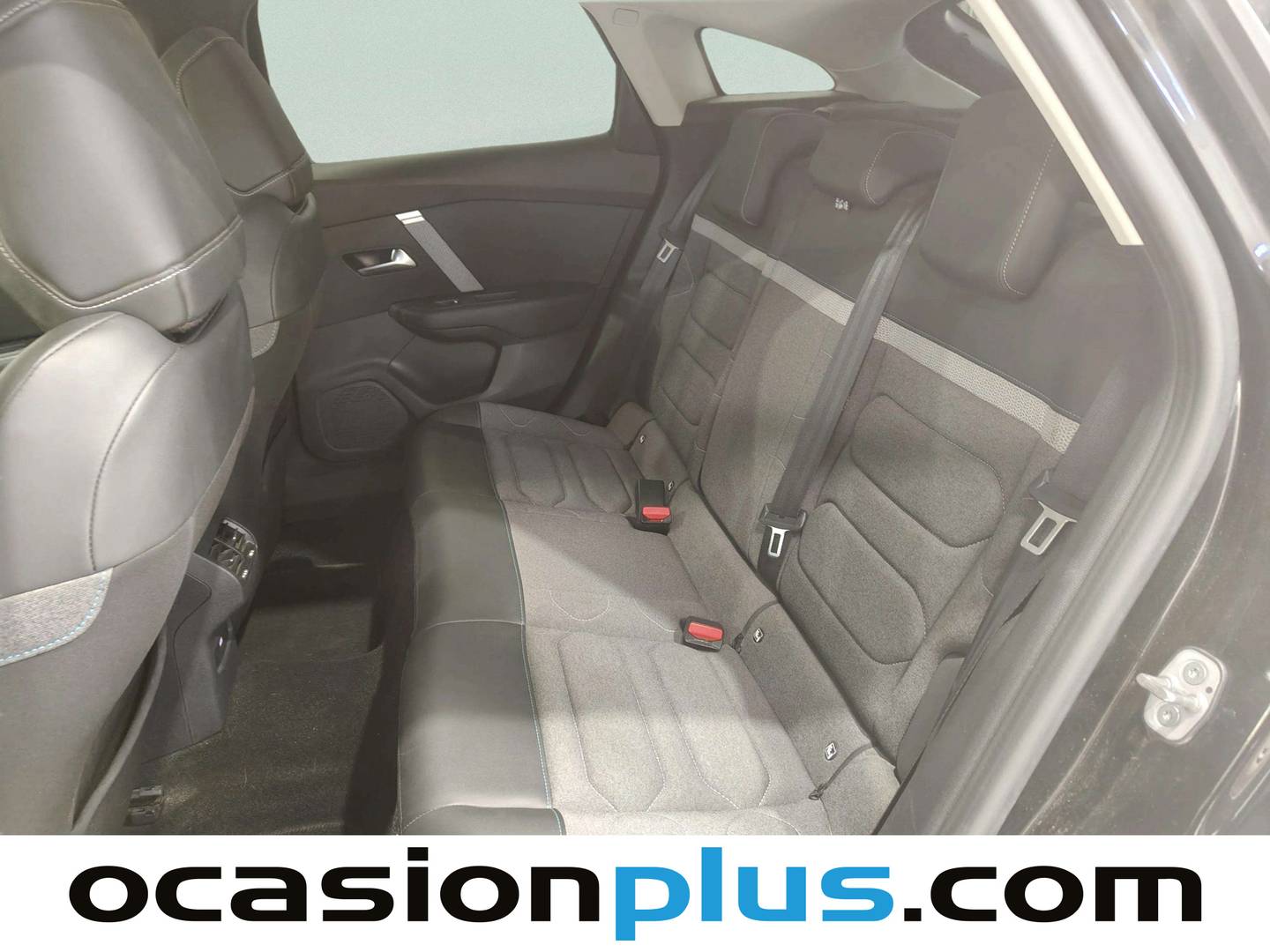 Foto asientos traseros Citroën C4 Citroën C4 PureTech 130 S&S 6v Feel Pack (130 CV)