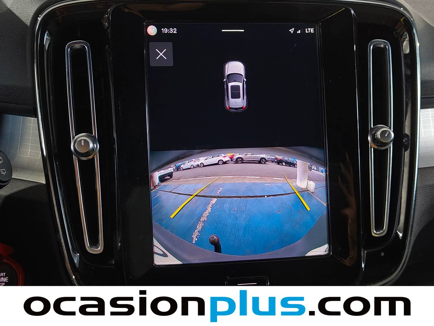 Acabados Volvo XC40 Volvo XC40 B3 Gasolina Mild hybrid Plus Dark Auto (163 CV)
