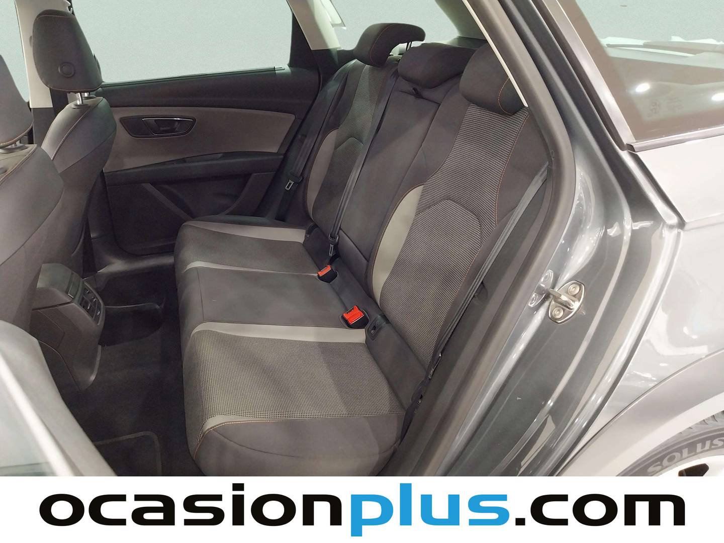 Foto Seat León SEAT León ST 1.8 TSI S&S X-perience Titan Desert 4Drive DSG (180 CV)