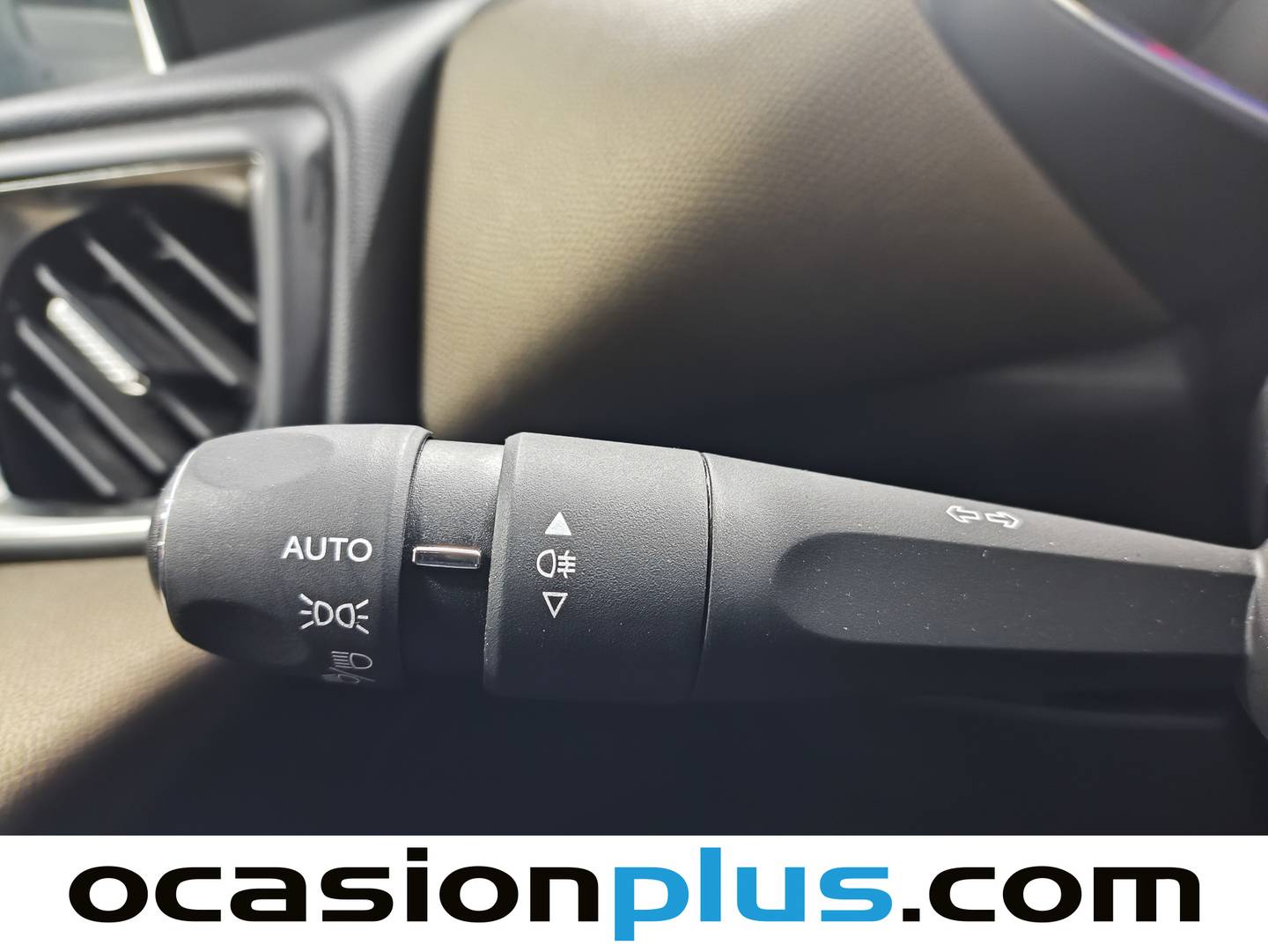 Foto DS DS 3 Crossback DS DS3 Crossback BlueHDi 100 So Chic (100 CV)