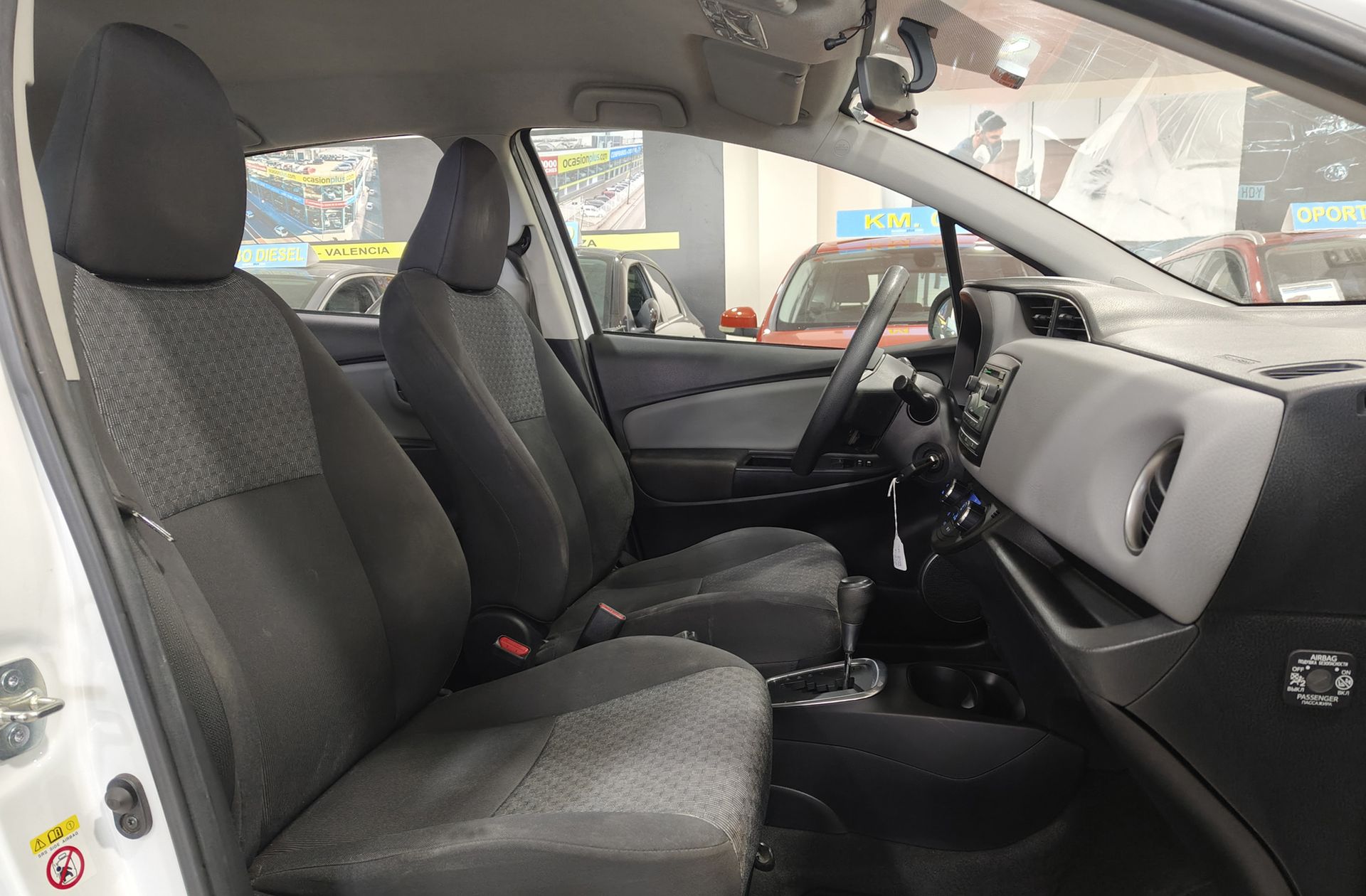 Toyota Yaris 1.5 Hybrid Active - foto 14