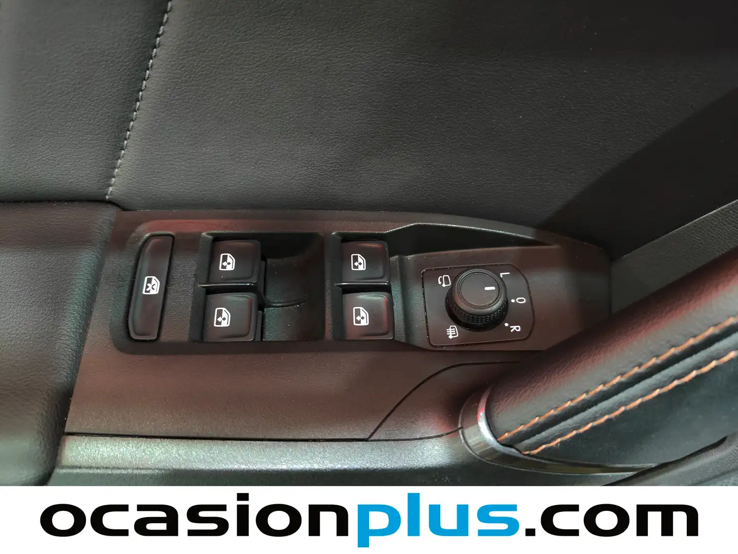 Foto Cupra León CUPRA León 1.5 eTSI DSG (150 CV)