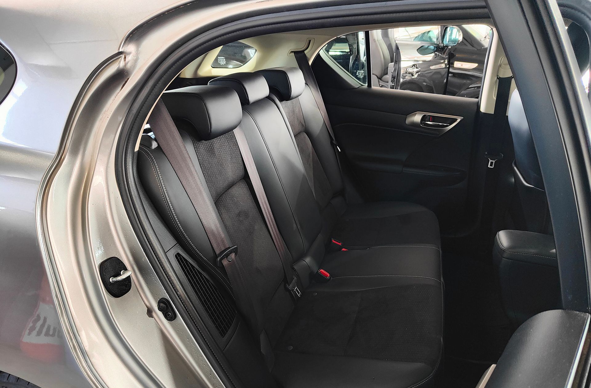 Lexus CT 200h Sport Edition - foto 17