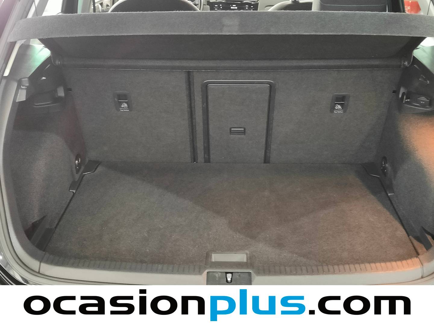 Fotos maletero Volkswagen Golf Volkswagen Golf Advance 1.0 TSI (115 CV)