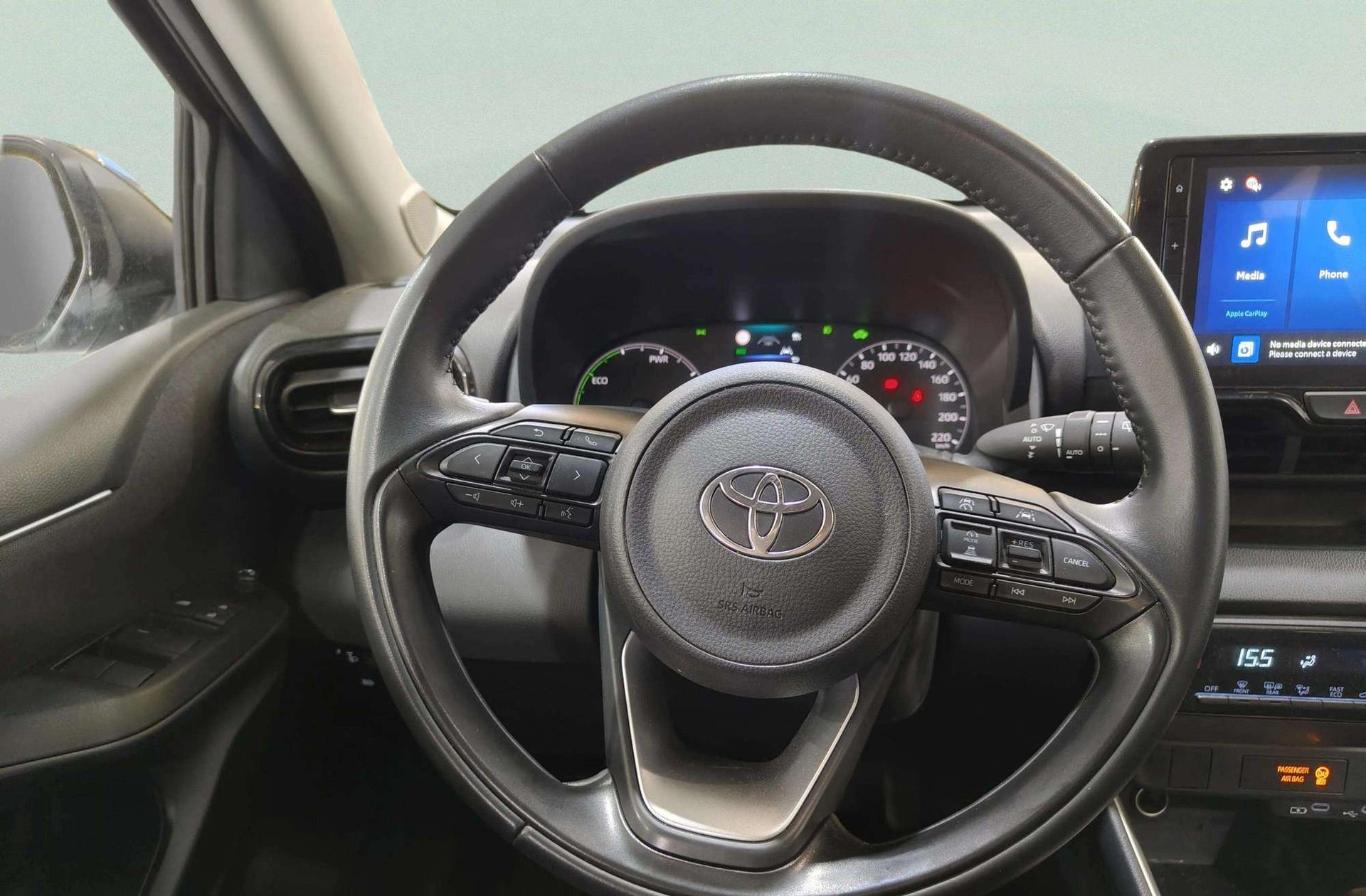 Toyota Yaris 120H Active Plus - foto 19