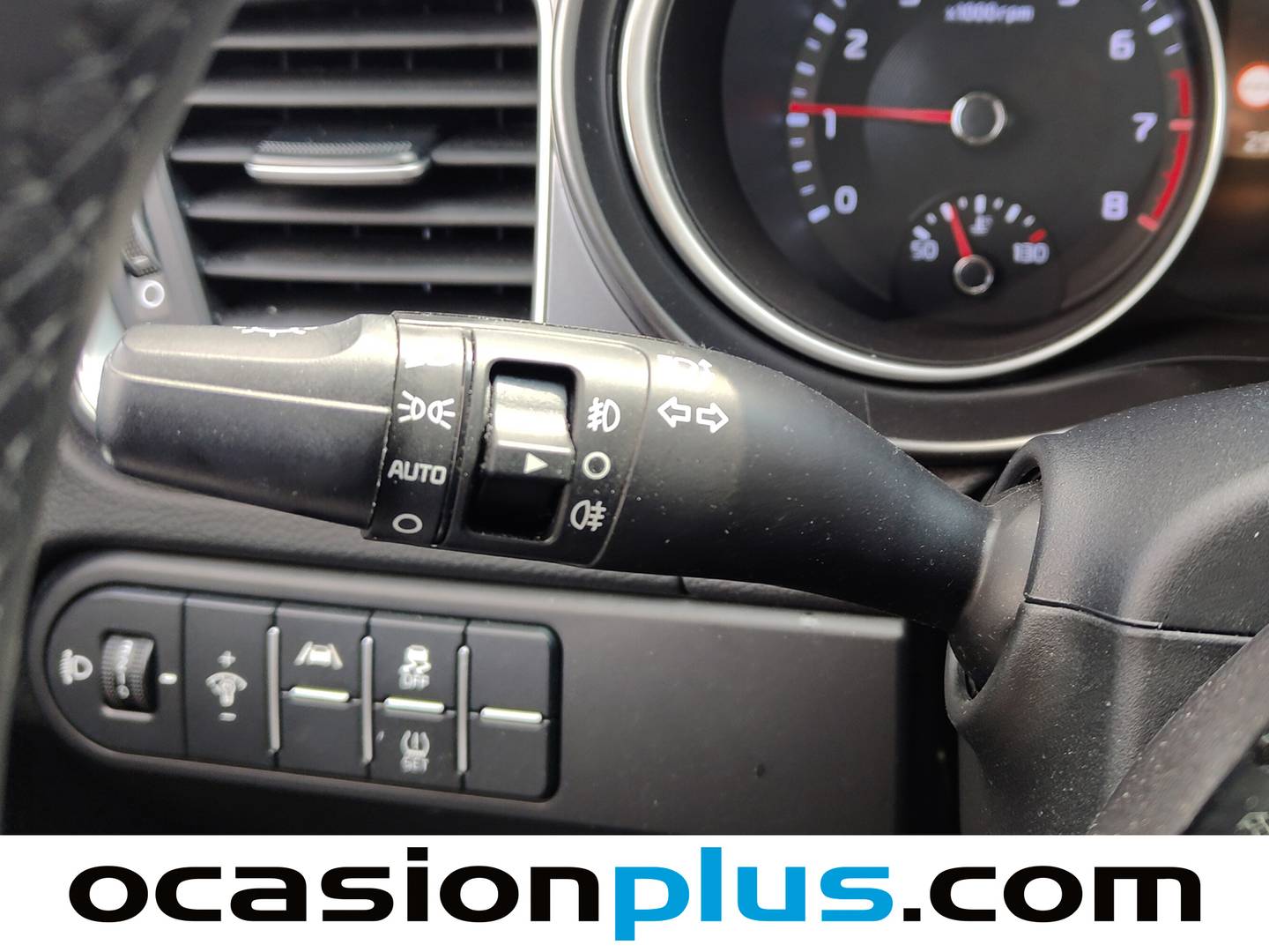 Acabados KIA XCeed KIA XCeed 1.0 T-GDi Drive (100 CV)