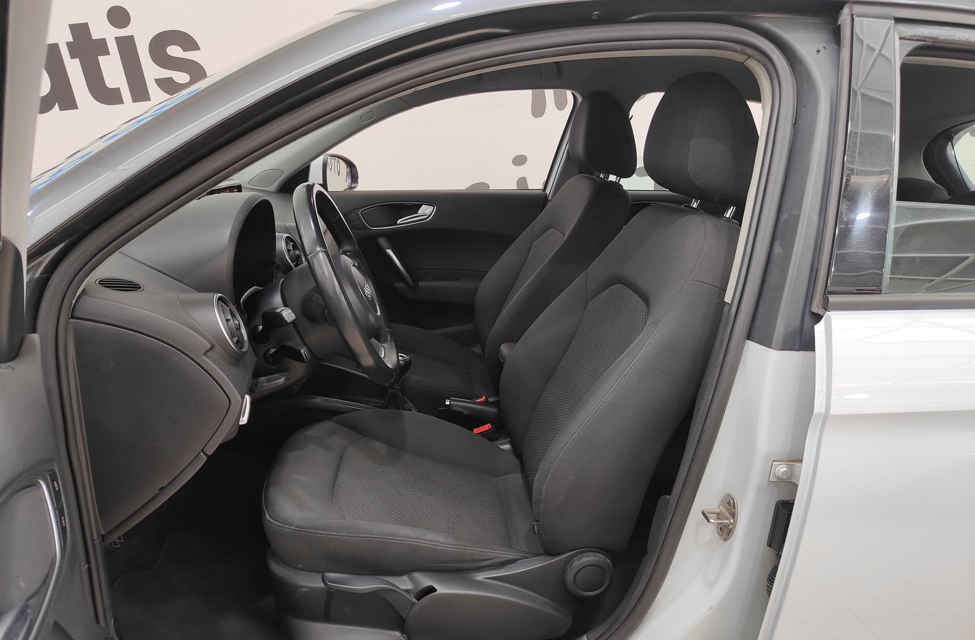 Audi A1 Sportback Attraction 1.0 TFSI - foto 8