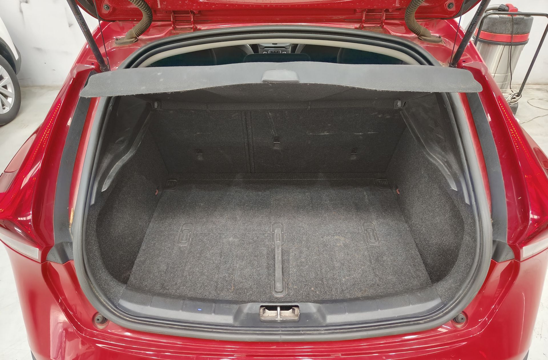 Volvo V40 D2 Momentum - foto 14