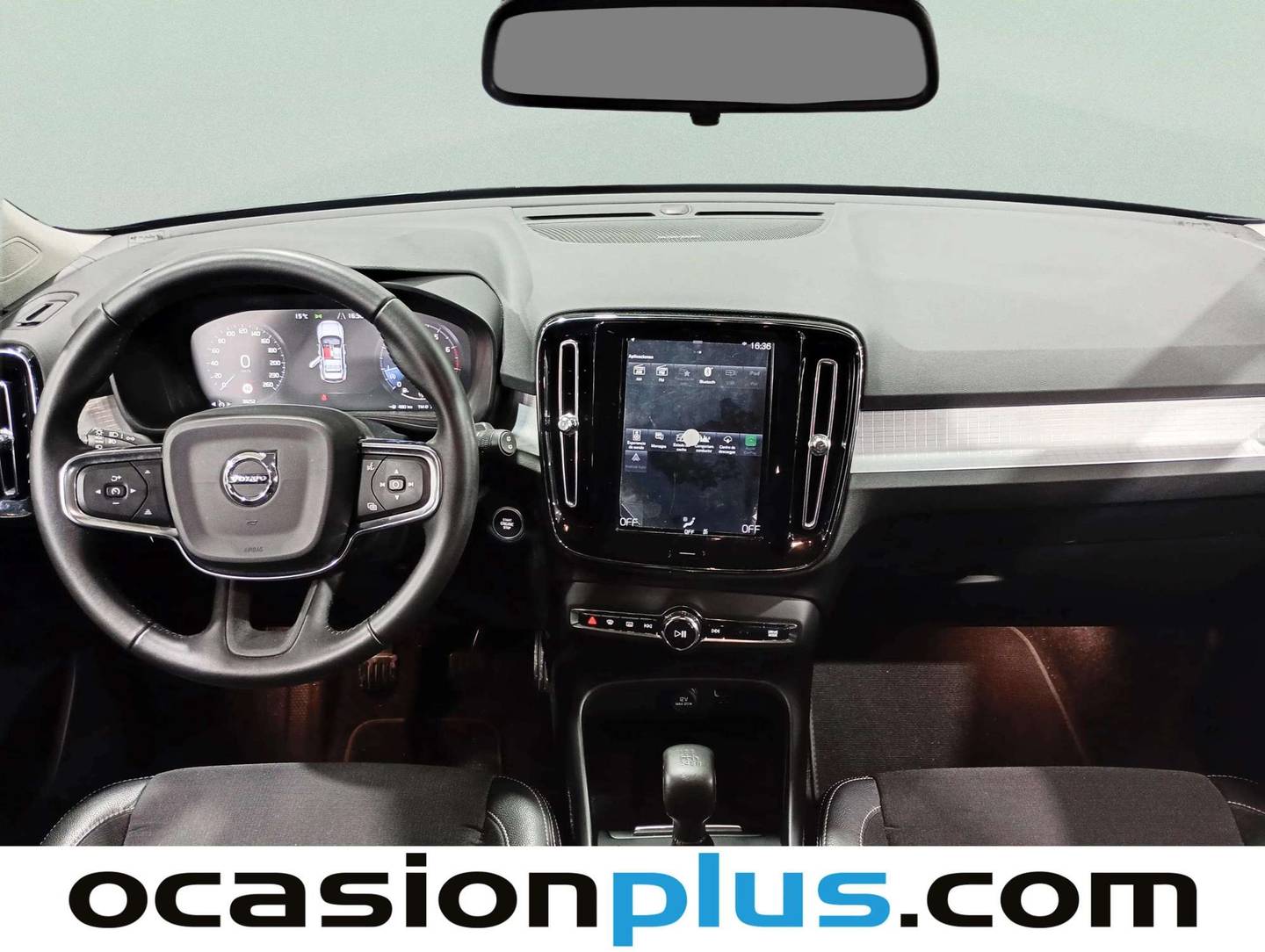 Foto Volvo XC40 Volvo XC40 T3 Momentum (156 CV)