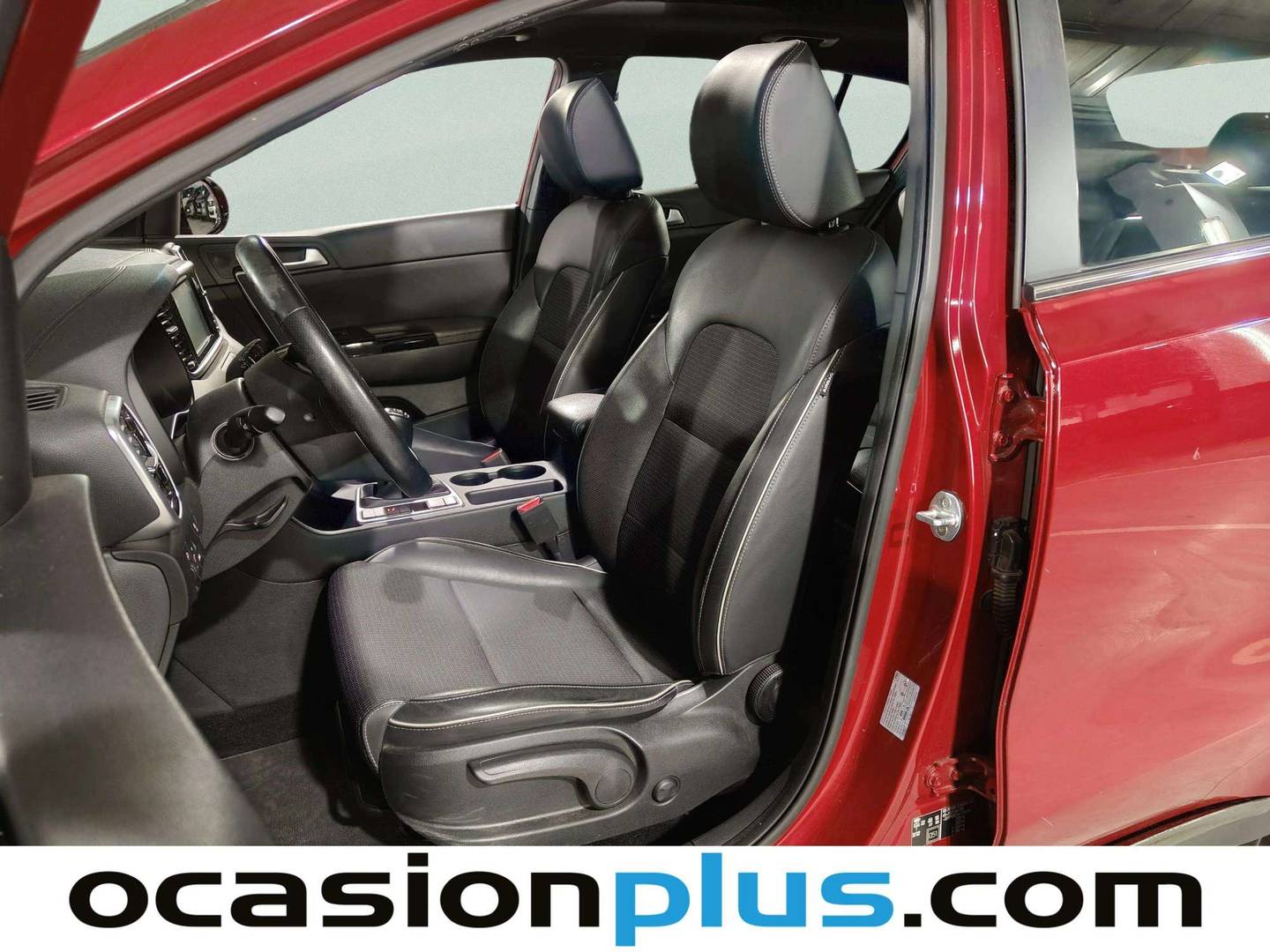 Foto asientos delanteros KIA Sportage Kia Sportage 1.6 MHEV GT Line Xtreme 4X2 (115 CV)