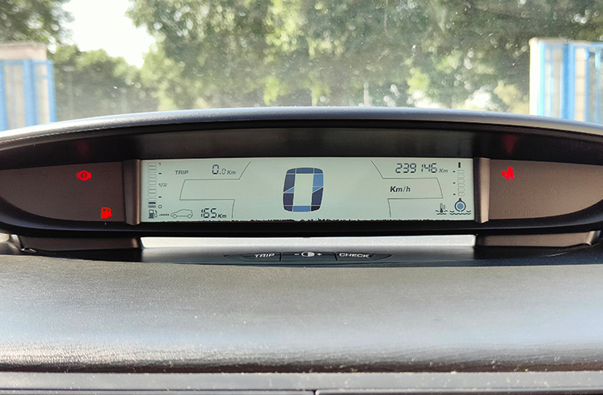 Citroën C4 1.6 HDi SX - foto 18