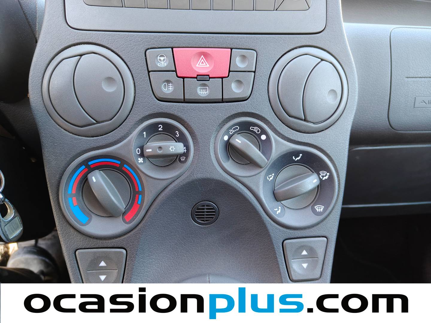 Equipamiento del Fiat Panda Fiat Panda 1.2 8v Dynamic (69 CV)