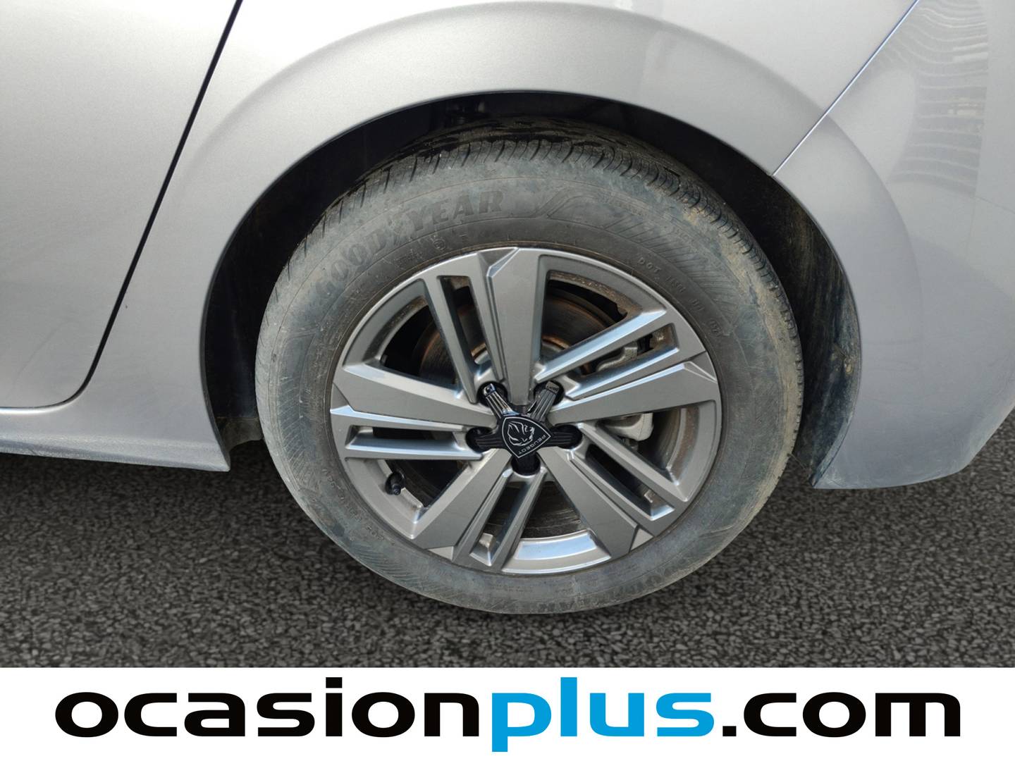 Foto Peugeot 308 Peugeot 308 PureTech 130 S&S Active Pack EAT8  (130 CV)