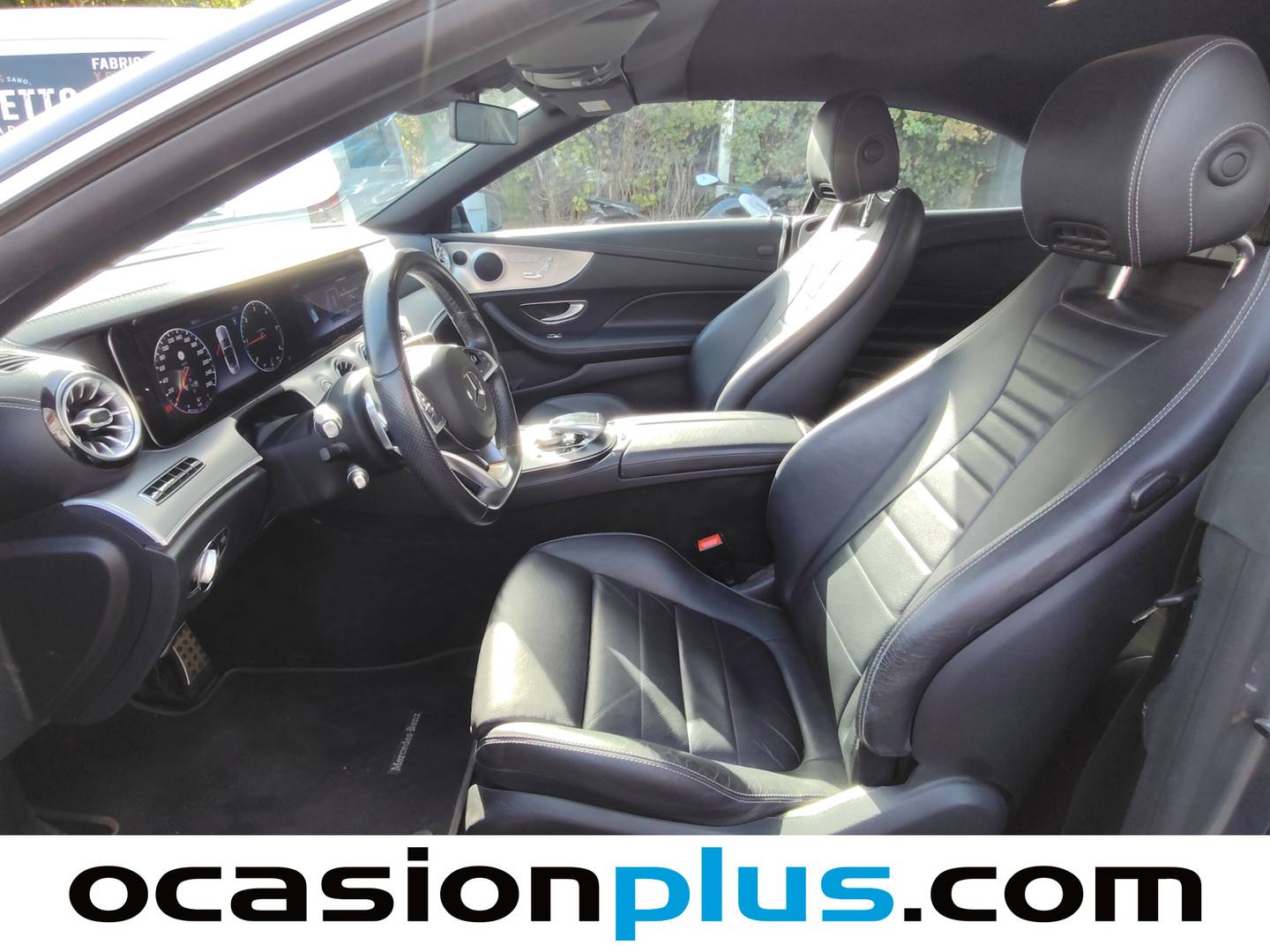 Foto asientos delanteros Mercedes Clase E Mercedes Clase E 220 d Cabrio (194 CV) Pack AMG