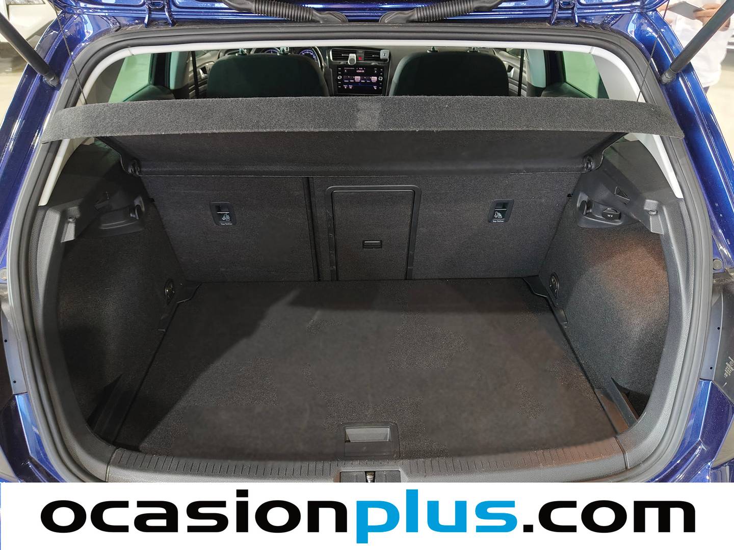 Fotos maletero Volkswagen Golf Volkswagen Golf Advance 1.6 TDI (115 CV) DSG