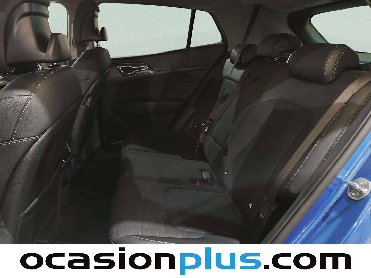 Foto asientos traseros KIA Sportage KIA Sportage 1.6 T-GDi MHEV Tech 4x2 (150 CV)