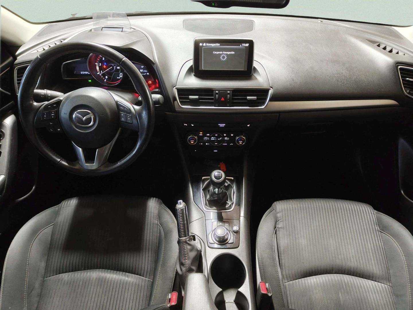 Foto Mazda Mazda3 Mazda Mazda 3 1.5 DE MT Luxury+Nav SportSedan (105 CV)