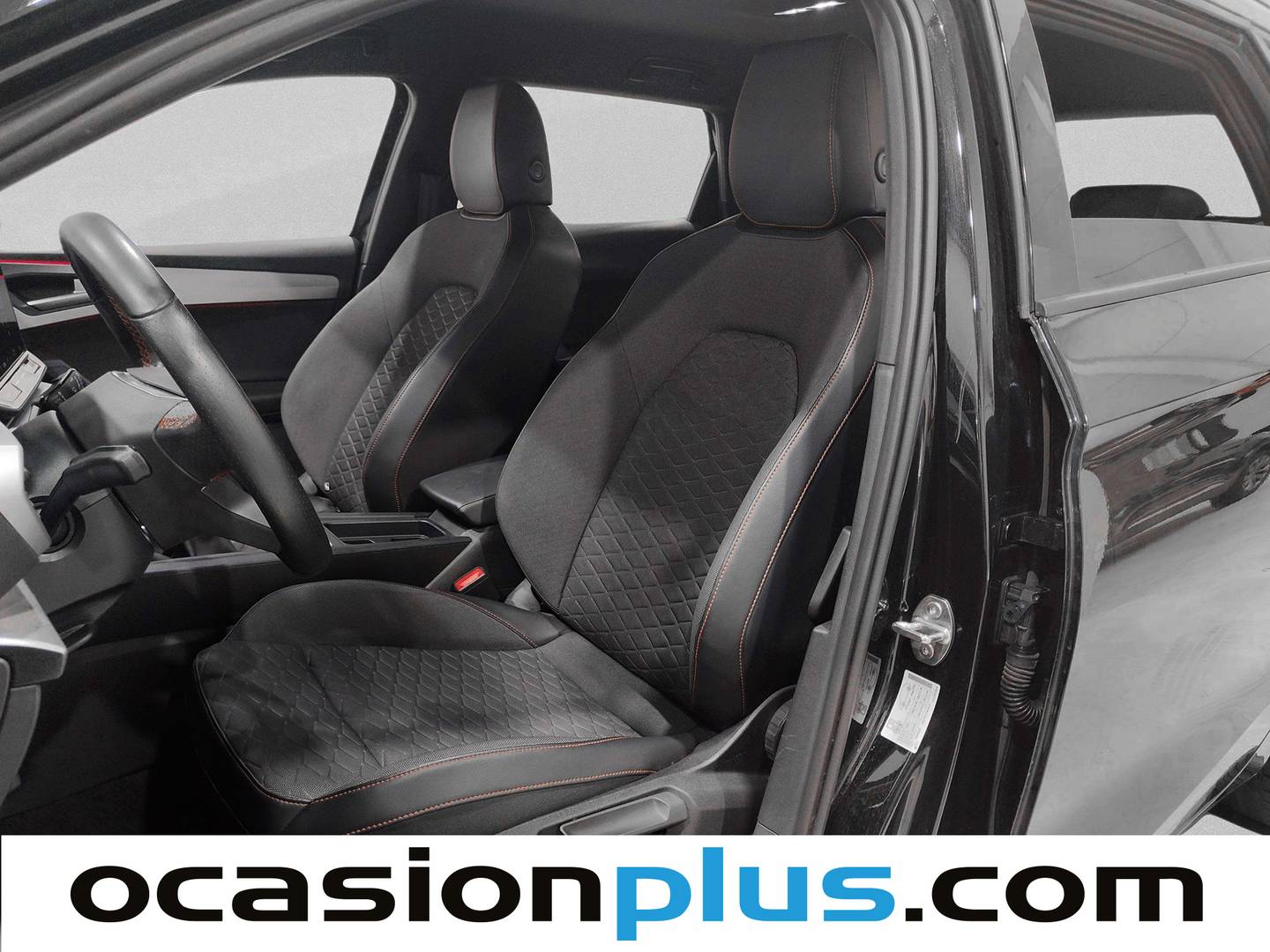 Foto asientos delanteros Seat León Seat León ST 1.5 TSI S&S FR Special Edition (150 CV)